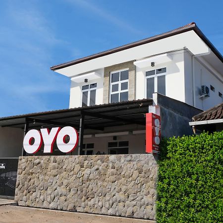 Super Oyo 995 Alice'S Homestay Syariah Jembel Exteriér fotografie